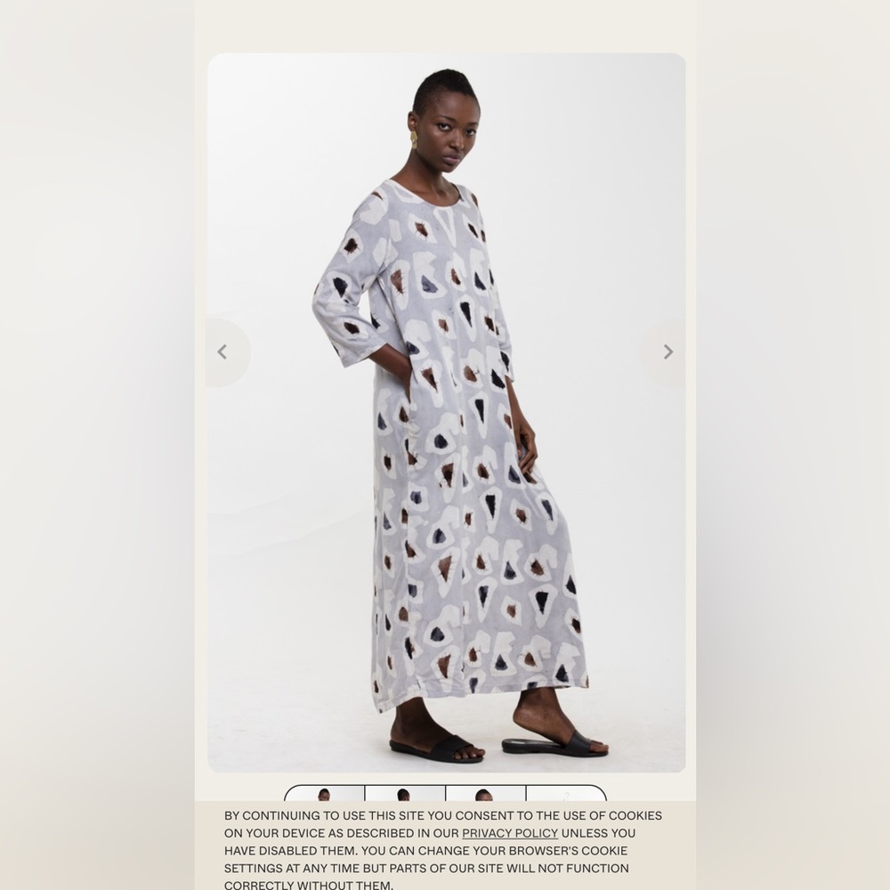 **SOLD** Oseiduro Nima Dress (Grey Platelets), Size L, Ghana Material